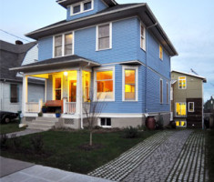 This home, built by b9 architects in Seattle's Central District, achieved the highest Built Green standard. The driveway is entirely pervious, using Drivable Grass® as well as other permeable pavers.