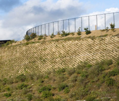 0429111043Education3