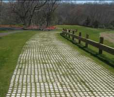 0606120353Grass-Road-Pavers-001_opt