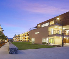 Drivable Grass® Fire Lane at the Pitzer College Residential Life Project Phase II – This Award Winning Project Achieved LEED Platinum Certification (image courtesy of Pitzer College)