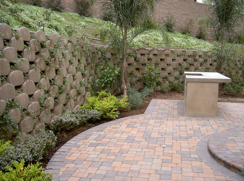 Garden Walls - Soil Retention