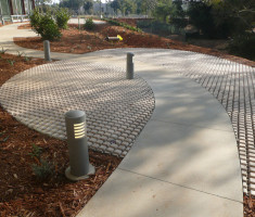 0905120235P1070648_drivable_grass_permeable_pathway