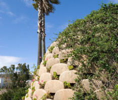 10021204012798_145_verdura_retaining_wall_corners