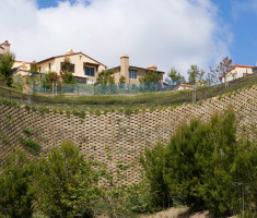 10021204102798_243_verdura_retaining_wall_blocks