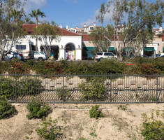 10021204142798_282_verdura_channel_retaining_wall_opt