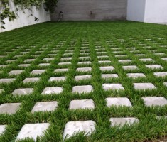 alt="permeable pavers turf driveway parking"/>