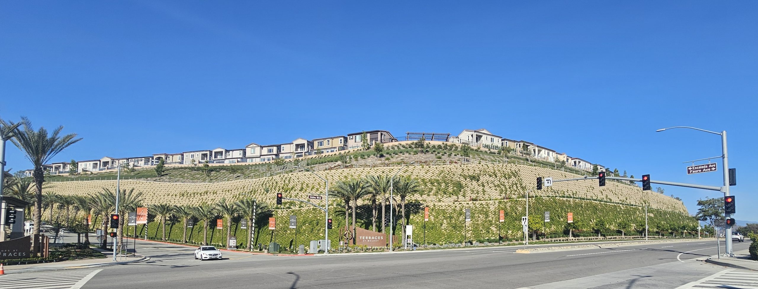 Verdura plantable retaining wall by Soil Retention